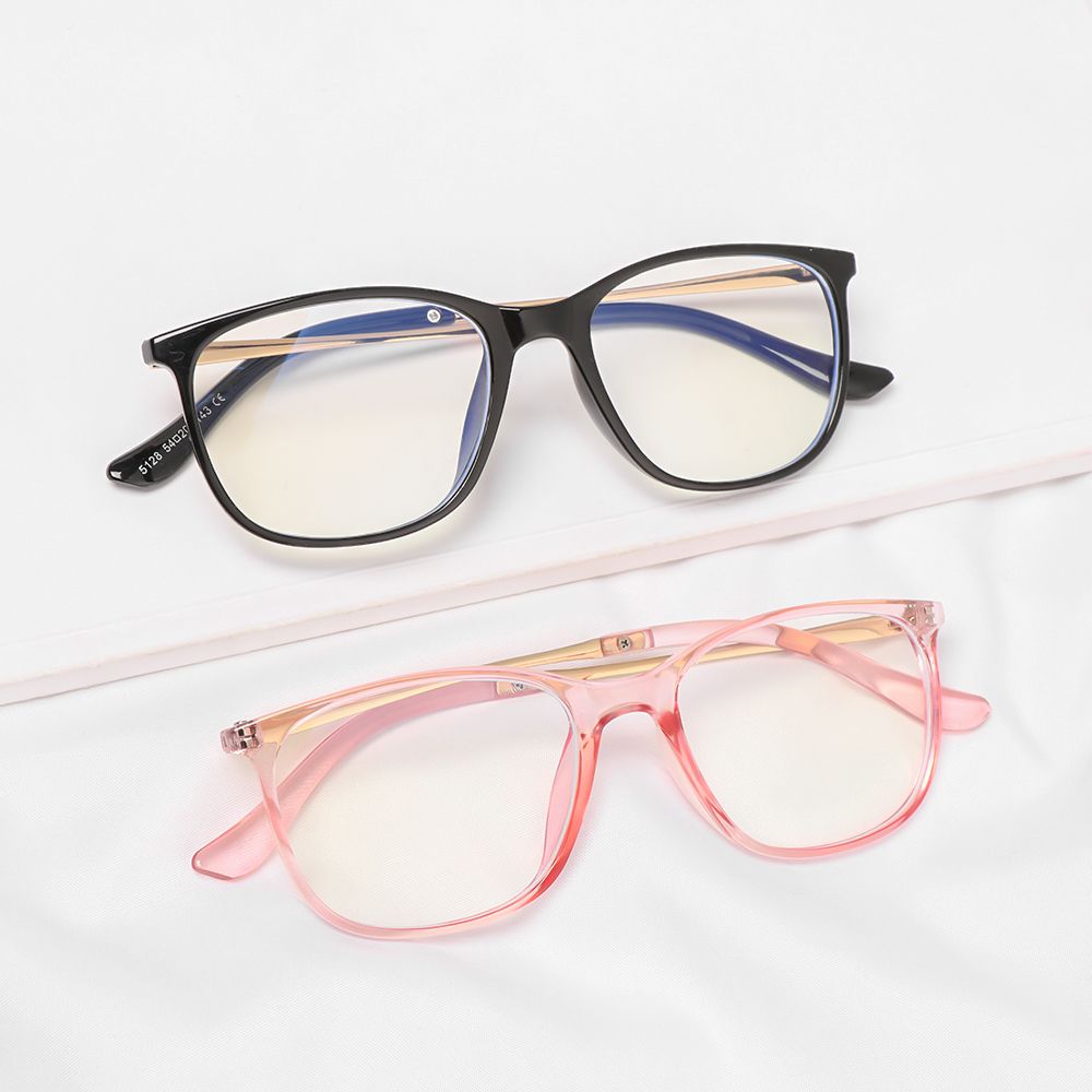 Fashion Portable Square Eyeglasses Ultra Light Frame Anti-Blue Light Glasses Eye Protection
Fashion Portable Square Eyeglasses Ultra Light Frame Anti-Blue Light Glasses Eye Protection