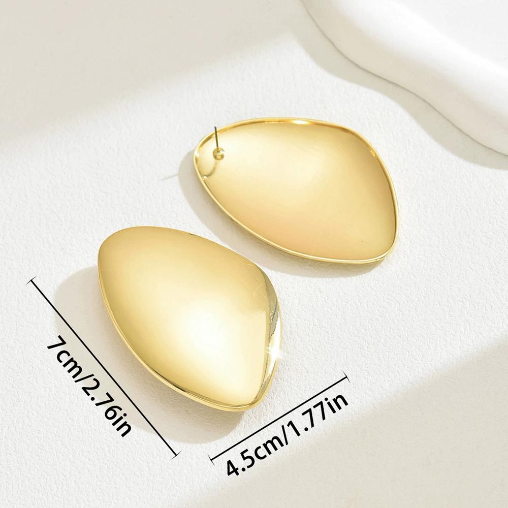 New Fashionable And Trendy Punk Earrings Elegant And Individual Smooth Stud Earrings Beautiful Gift For Friends
New Fashionable And Trendy Punk Earrings Elegant And Individual Smooth Stud Earrings Beautiful Gift For Friends
