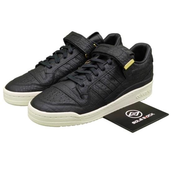 adidas Forum 84 Low Кожа крокодила - Черный - HP5550 EU 36.5 чёрный
adidas Forum 84 Low Кожа крокодила - Черный - HP5550 EU 36.5 чёрный