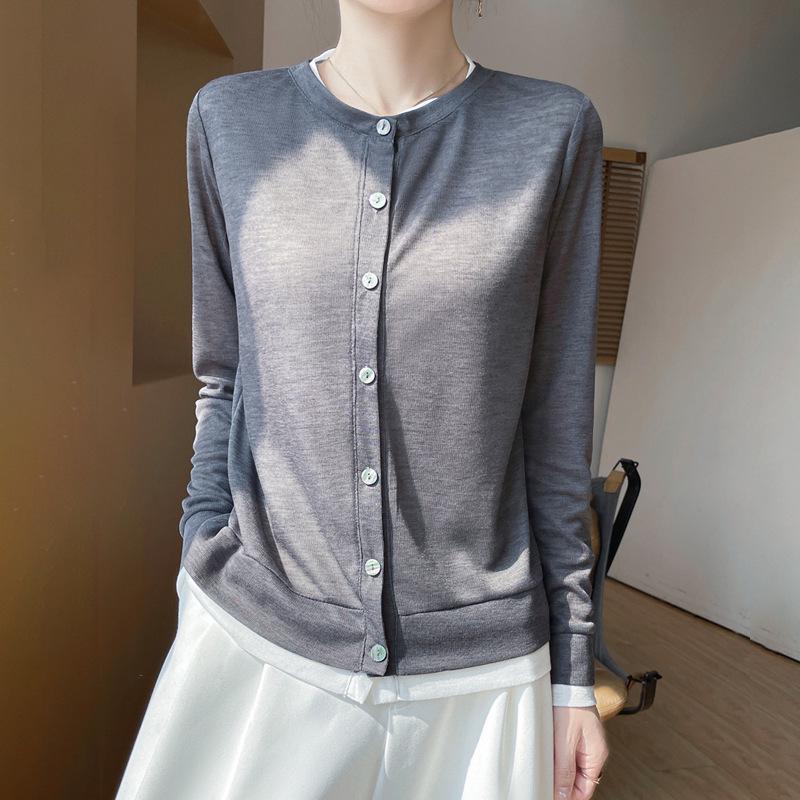 Летняя женская двухпредметная рубашка с круглым вырезом и длинными рукавами в стиле колор-блок, 2025 L
Летняя женская двухпредметная рубашка с круглым вырезом и длинными рукавами в стиле колор-блок, 2025 L