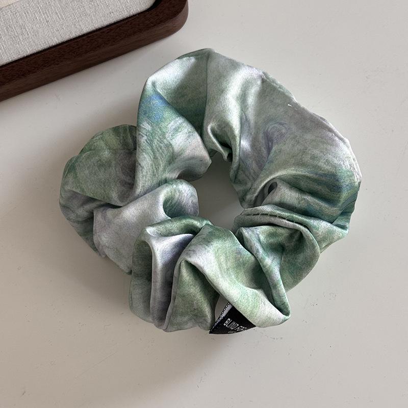 Elegant French Gradient Satin Oil Painting Hair Tie for Women
Elegant French Gradient Satin Oil Painting Hair Tie for Women