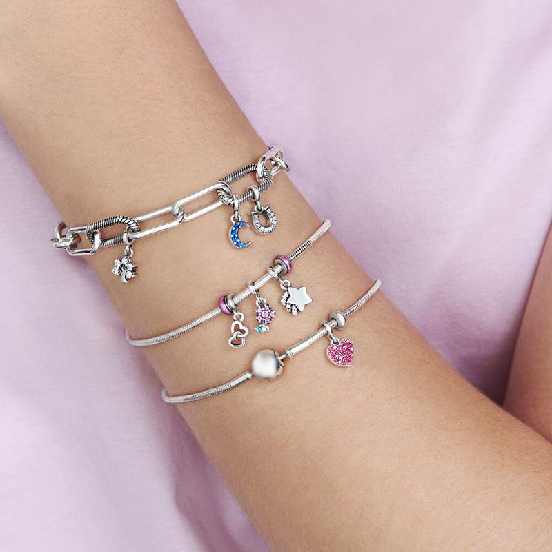 Аутентичные стерлингового серебра S925 My Star Moon Фламинго мини-подвеска Fit Me оригинальный браслет ожерелье DIY ювелирные изделия из бисера
Аутентичные стерлингового серебра S925 My Star Moon Фламинго мини-подвеска Fit Me оригинальный браслет ожерелье DIY ювелирные изделия из бисера