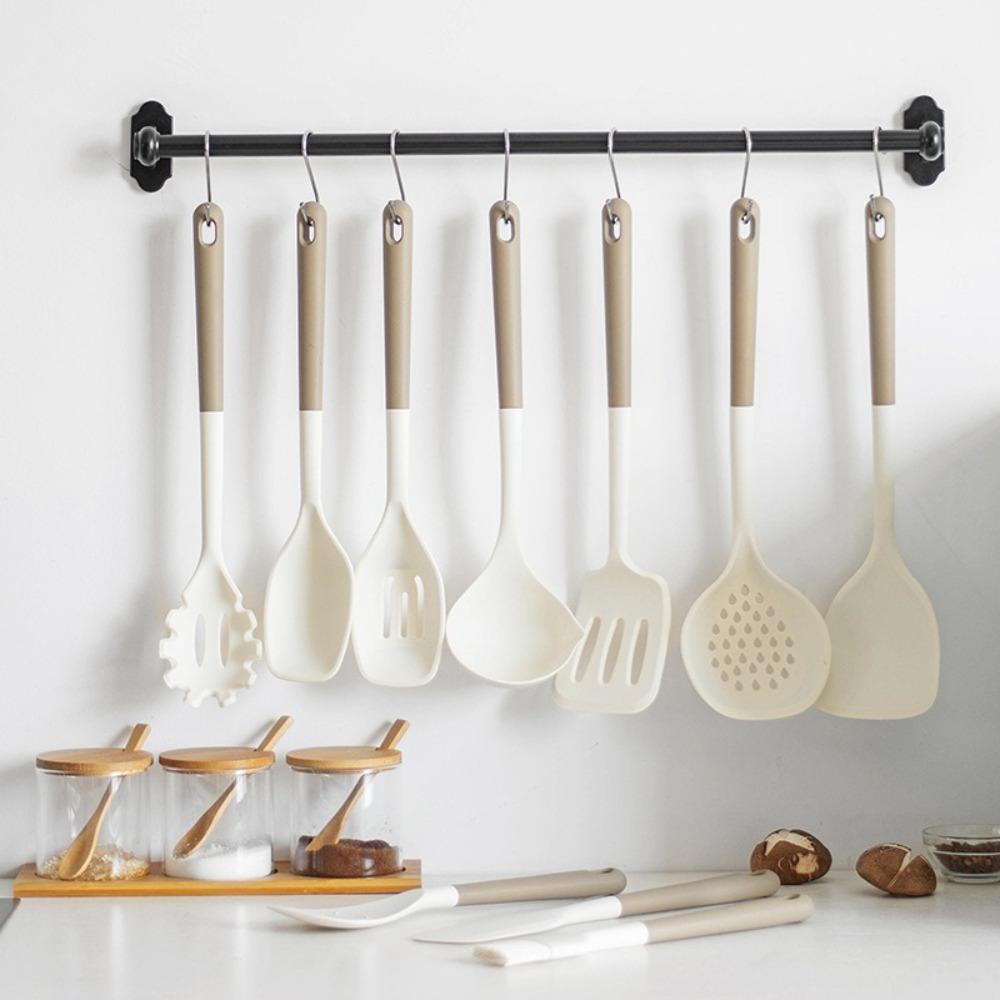 High Temperature Resistant Kitchen Utensil Set Silicone Slotted Turner Household Kitchen Tools Oil Brush
High Temperature Resistant Kitchen Utensil Set Silicone Slotted Turner Household Kitchen Tools Oil Brush