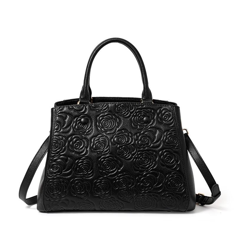 Leather handbag high sense handbag top layer leather rose pattern slung shoulder bag чорний
Leather handbag high sense handbag top layer leather rose pattern slung shoulder bag чорний