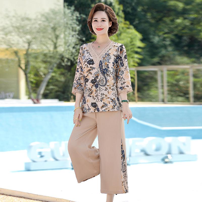 Stylish Chiffon Two-Piece Plus Size Blouse Set for Middle-Aged & Elderly Women - Summer Collection 5XL
Stylish Chiffon Two-Piece Plus Size Blouse Set for Middle-Aged & Elderly Women - Summer Collection 5XL