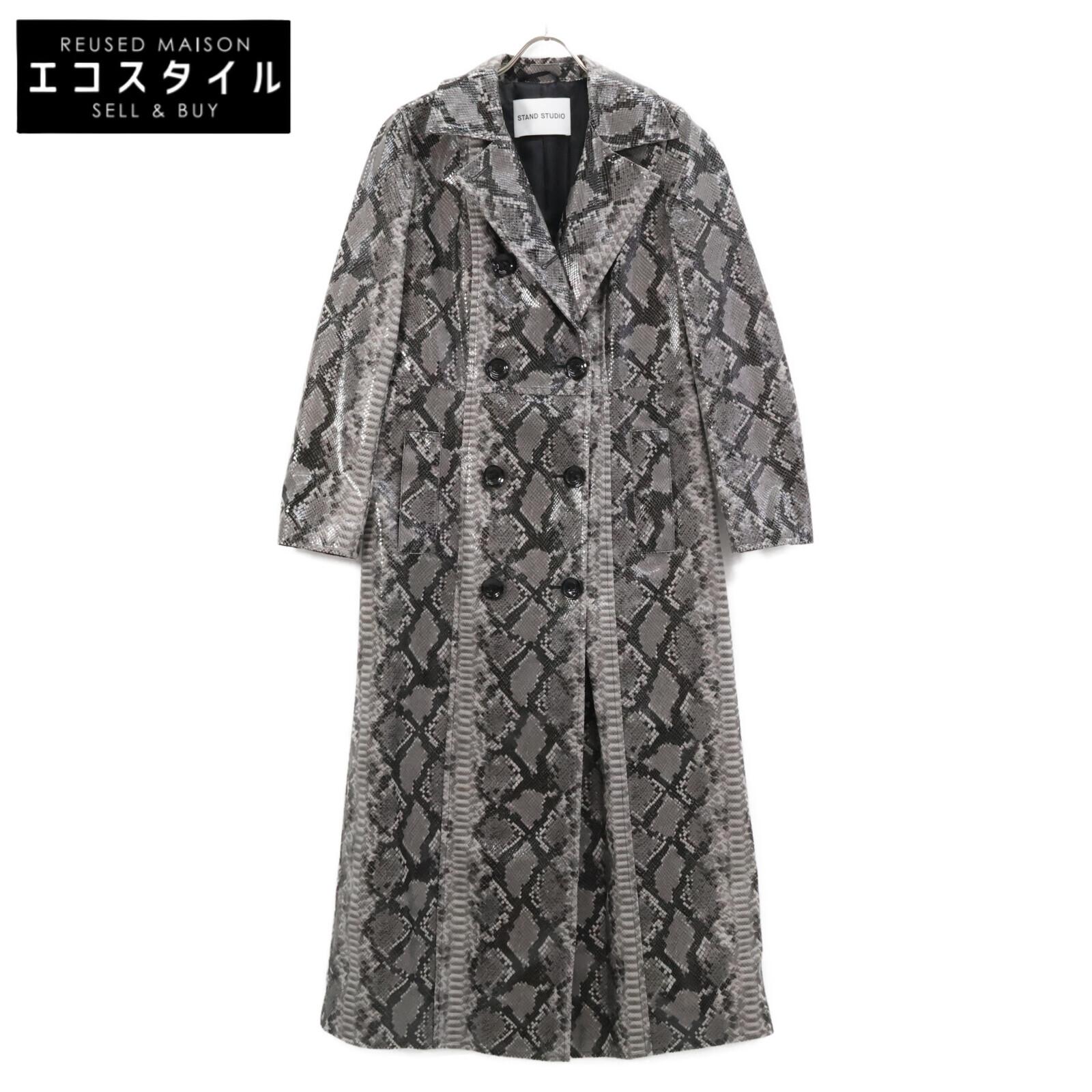STAND STUDIO 60853-8674 Black x White Snakeskin Print Soutien Collar Coat coat 38 blackUsed
STAND STUDIO 60853-8674 Black x White Snakeskin Print Soutien Collar Coat coat 38 blackUsed