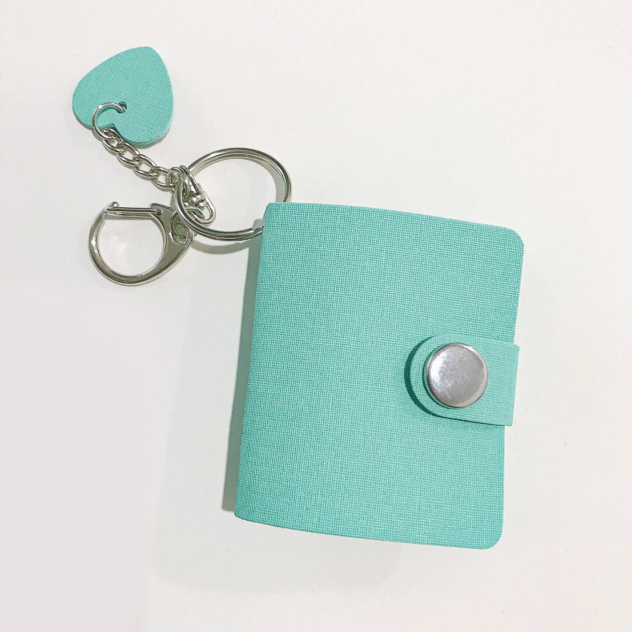 1-inch 2-inch photo album, ID photo, celebrity headscarf, storage book, macaron leather mini album 2 inch 20 in павлин голубой
1-inch 2-inch photo album, ID photo, celebrity headscarf, storage book, macaron leather mini album 2 inch 20 in павлин голубой