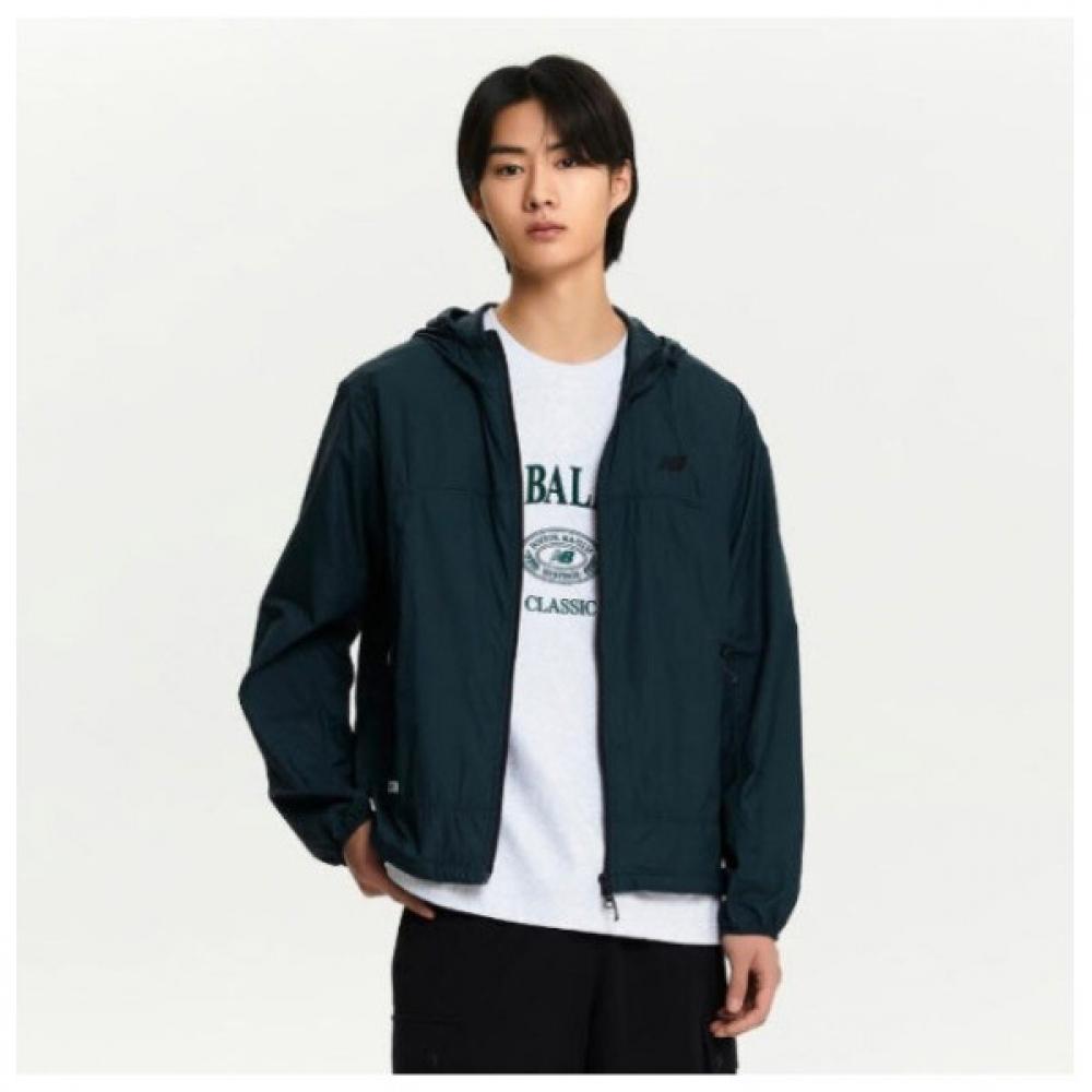 Ветровое стекло New Balance Lqj Nbnae21013 Bs Uni Essential Small Logo легкое ветровое стекло Green series/100
Ветровое стекло New Balance Lqj Nbnae21013 Bs Uni Essential Small Logo легкое ветровое стекло Green series/100