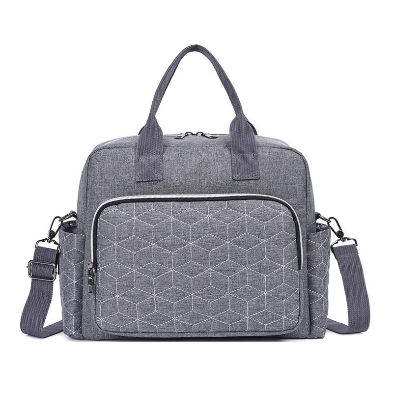 Lightweight Waterproof Embroidered Mummy Bag with Bottle Insulation - Multifunctional Shoulder Bag for Mom and Baby світло-сірий колір
Lightweight Waterproof Embroidered Mummy Bag with Bottle Insulation - Multifunctional Shoulder Bag for Mom and Baby світло-сірий колір