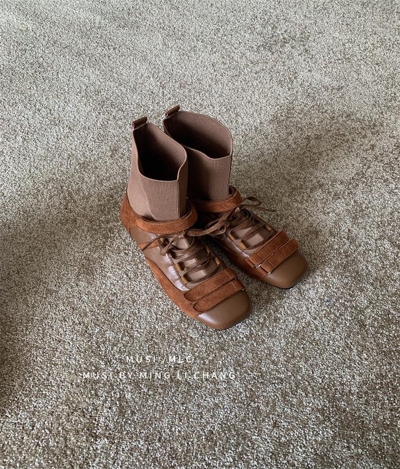 Retro square head belt buckle German training shoes versatile inner height increase casual shoes lace up ballet style single shoes women 39 коричневый
Retro square head belt buckle German training shoes versatile inner height increase casual shoes lace up ballet style single shoes women 39 коричневый