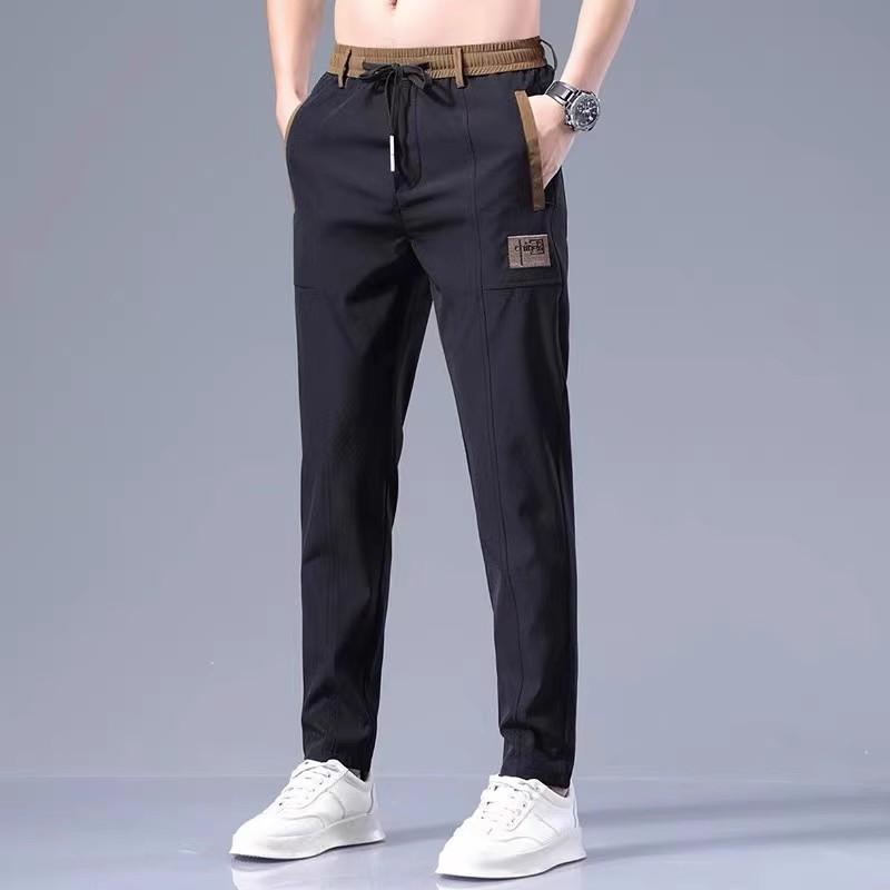 Мужские повседневные прямые спортивные брюки весны и осени S чёрный
Мужские повседневные прямые спортивные брюки весны и осени S чёрный