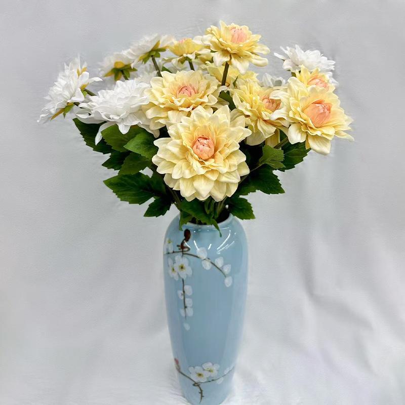 Two Dahlia Artificial Flowers, Outdoor Wedding Scene Decoration Flowers, Home Living Room Decoration Flower Materials білий
Two Dahlia Artificial Flowers, Outdoor Wedding Scene Decoration Flowers, Home Living Room Decoration Flower Materials білий