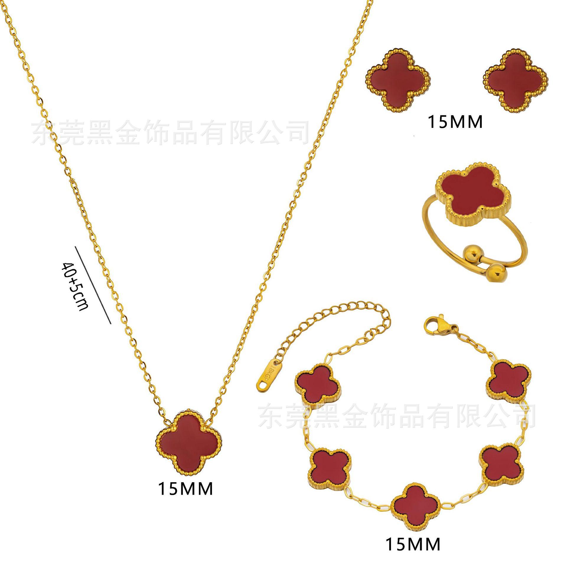 Комплект из четырехлистного клевера, браслет-ожерелье из четырехлистного клевера, серьги-гвоздики, комплект из четырех предметов, четырехлистный клевер. 18K
Комплект из четырехлистного клевера, браслет-ожерелье из четырехлистного клевера, серьги-гвоздики, комплект из четырех предметов, четырехлистный клевер. 18K