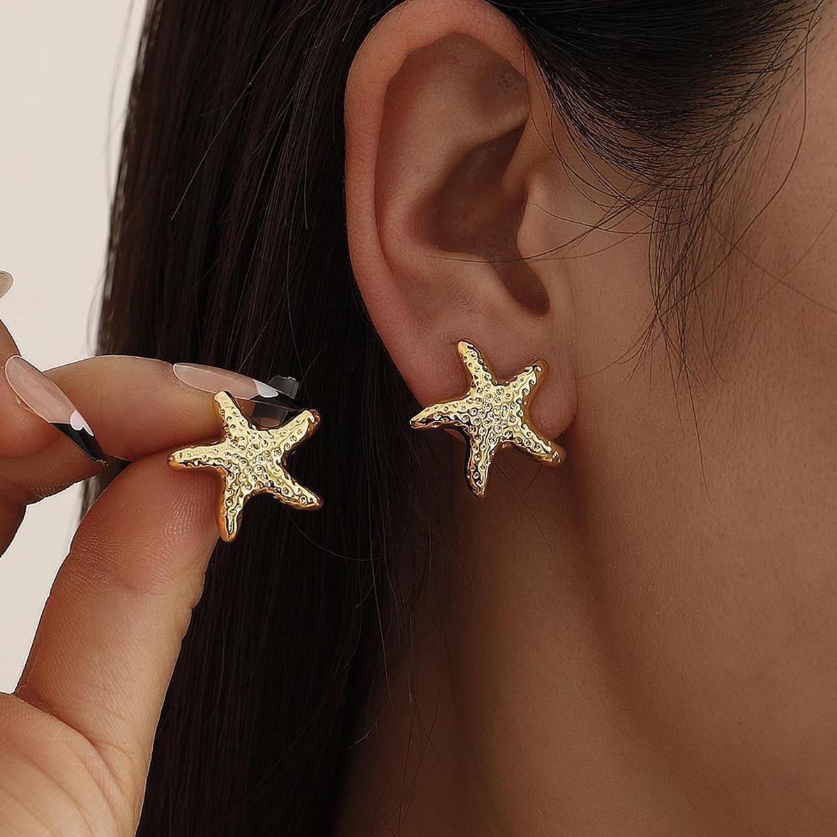 2Pcs/Set Fashion Starfish Stud Earrings For Women Geometric Gold Silver Color Temperament Earrings Summer Beach Jewelry Gift New
2Pcs/Set Fashion Starfish Stud Earrings For Women Geometric Gold Silver Color Temperament Earrings Summer Beach Jewelry Gift New