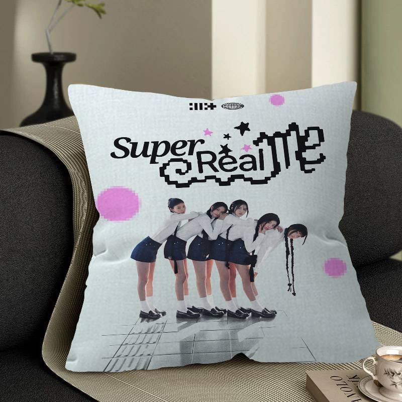 Popular Kpop Group IIllit Cushion Cover Pillow Cover Decor Pillowcase Printed Cushion Case for Couch 30x30 cm
Popular Kpop Group IIllit Cushion Cover Pillow Cover Decor Pillowcase Printed Cushion Case for Couch 30x30 cm