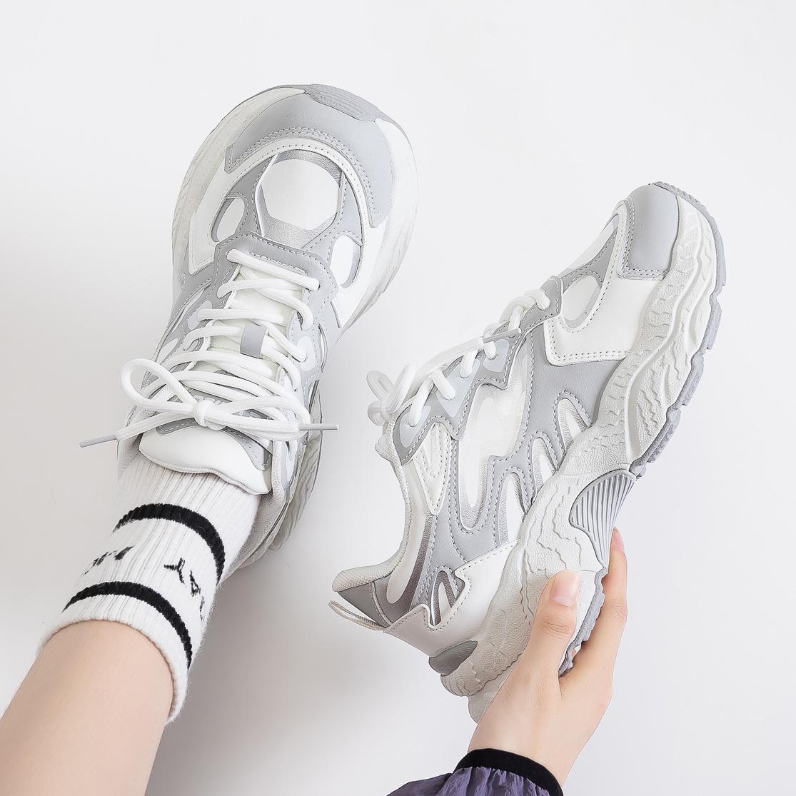 Tide thick-soled black dad shoes women s autumn thick-soled casual sports shoes women s new color matching running women s shoes 35
Tide thick-soled black dad shoes women s autumn thick-soled casual sports shoes women s new color matching running women s shoes 35