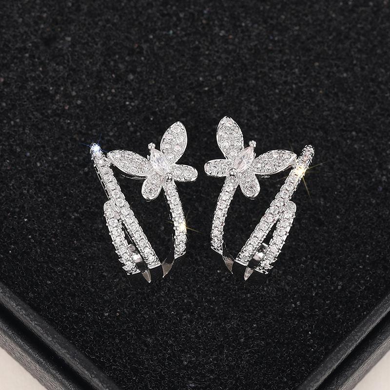 Huitan Exquisite Women s Butterfly Earrings Bling CZ Fashion Luxury Gold Color/Copper Color Zircon Aesthetic Girls Earrings
Huitan Exquisite Women s Butterfly Earrings Bling CZ Fashion Luxury Gold Color/Copper Color Zircon Aesthetic Girls Earrings