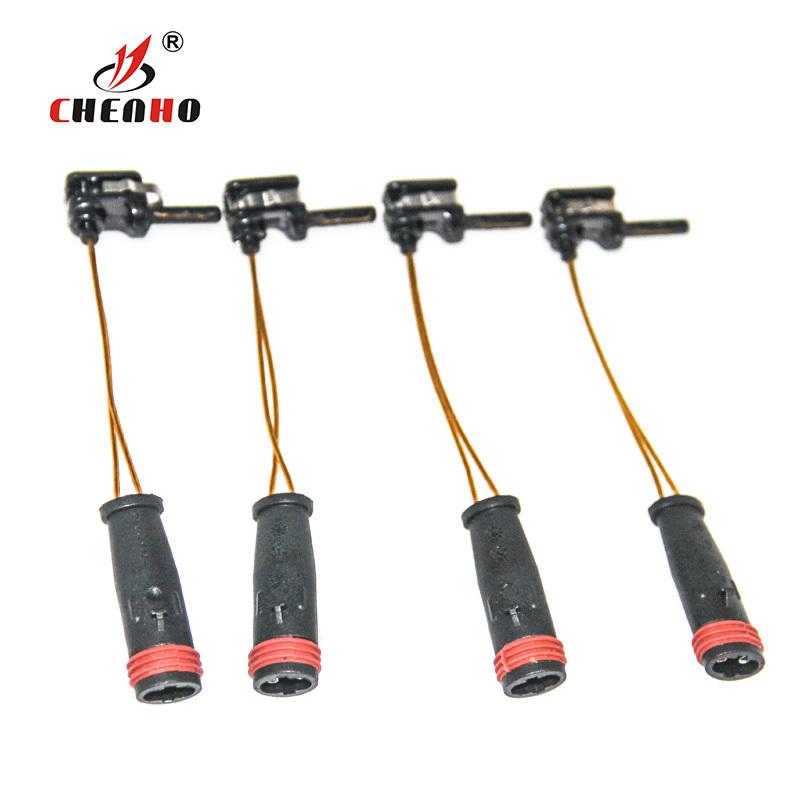 4pcs Front Rear Brake Pad Wear Sensor for M-ercedes Benz W211 W220 2115401717 D20
4pcs Front Rear Brake Pad Wear Sensor for M-ercedes Benz W211 W220 2115401717 D20