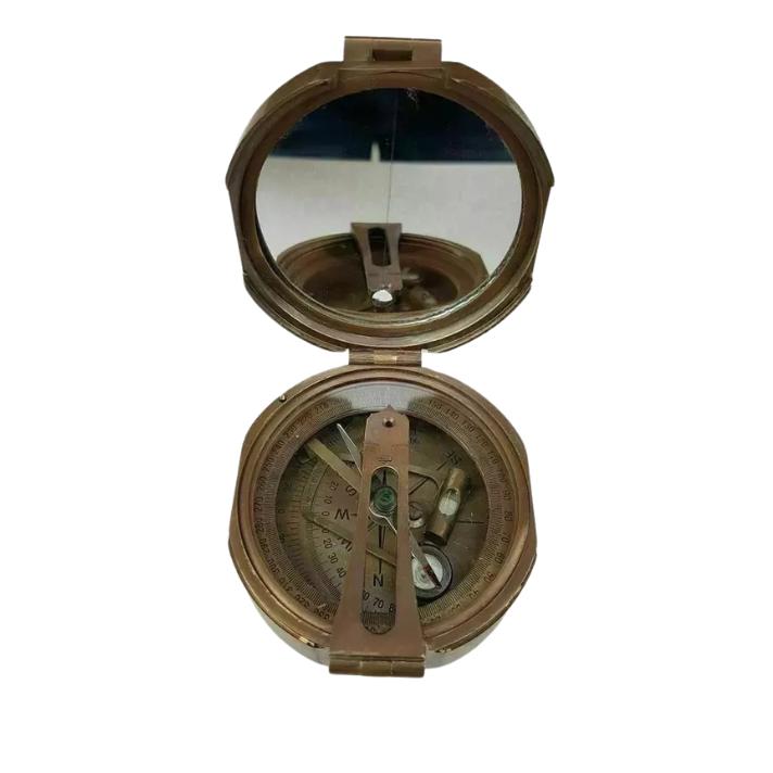 Антикварный 3-дюймовый латунный морской компас Stanley London Brunton Compass с деревянной коробкой
Антикварный 3-дюймовый латунный морской компас Stanley London Brunton Compass с деревянной коробкой