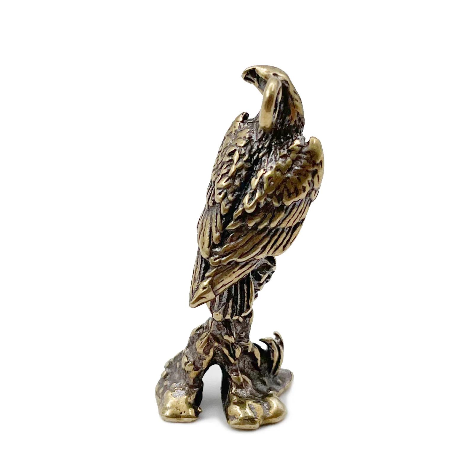 Brass Eagle Pendant Statue Miniature Sculpture Ornament Copper Antique Handmade Crafts Figurine For Interior Home Decoration 1pcs
Brass Eagle Pendant Statue Miniature Sculpture Ornament Copper Antique Handmade Crafts Figurine For Interior Home Decoration 1pcs