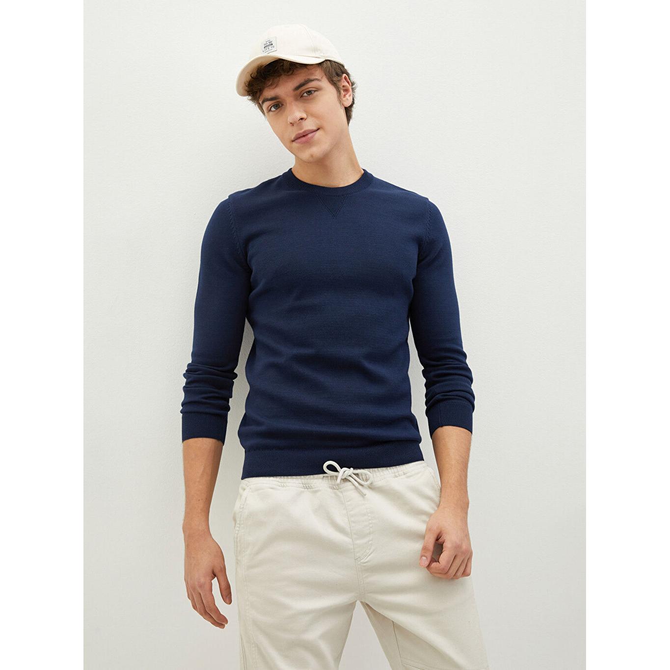 LCW CASUAL Тонкий мужской трикотажный свитер с круглым вырезом и длинными рукавами темно-синий
LCW CASUAL Тонкий мужской трикотажный свитер с круглым вырезом и длинными рукавами темно-синий