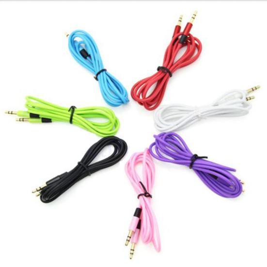 Универсальный стерео аудио AUX патч-кабель 3,5 мм штекер-штекер для iPhone
Универсальный стерео аудио AUX патч-кабель 3,5 мм штекер-штекер для iPhone