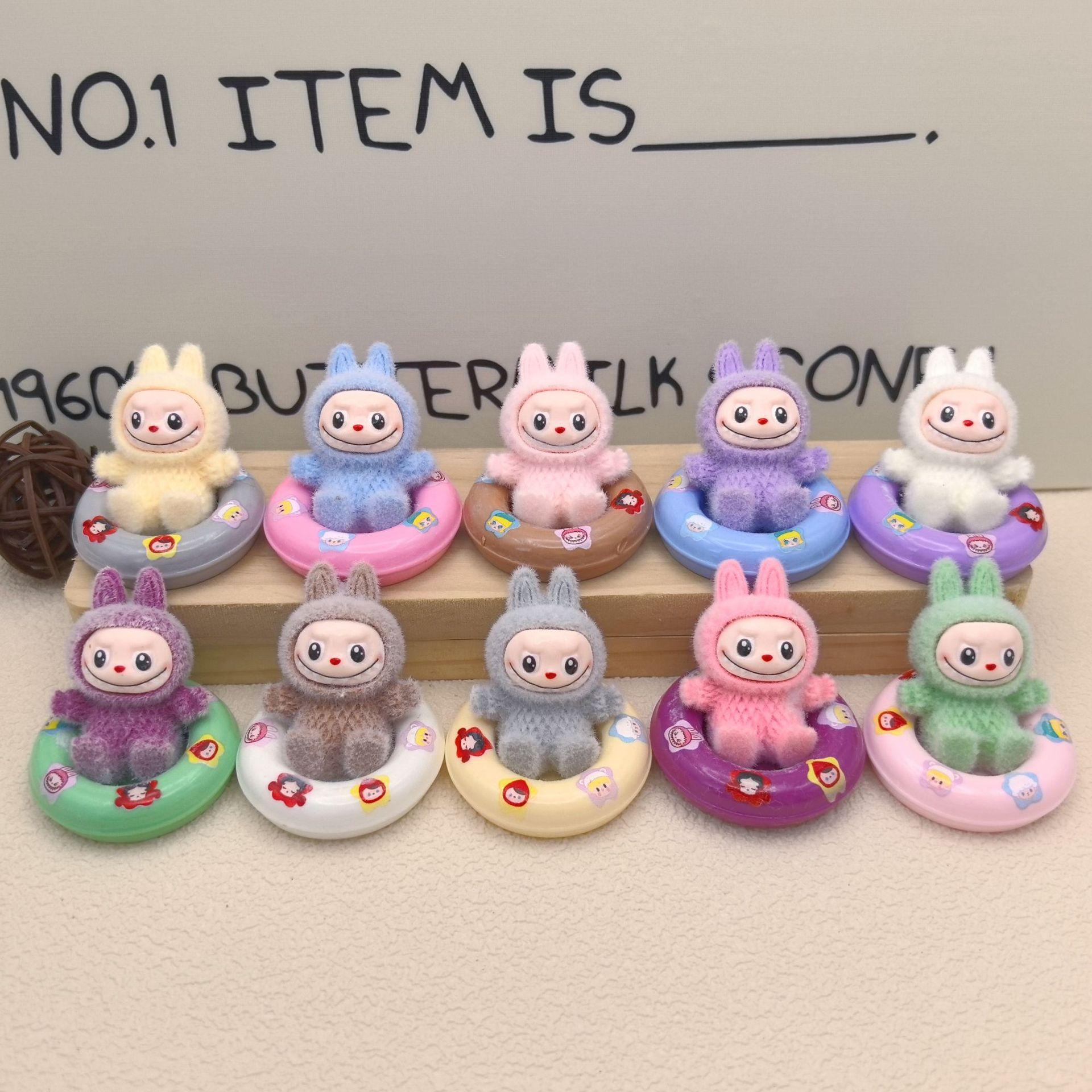 Resin Jewelry Figure Blind Box Desktop Car Small Ornament Pair random1
Resin Jewelry Figure Blind Box Desktop Car Small Ornament Pair random1