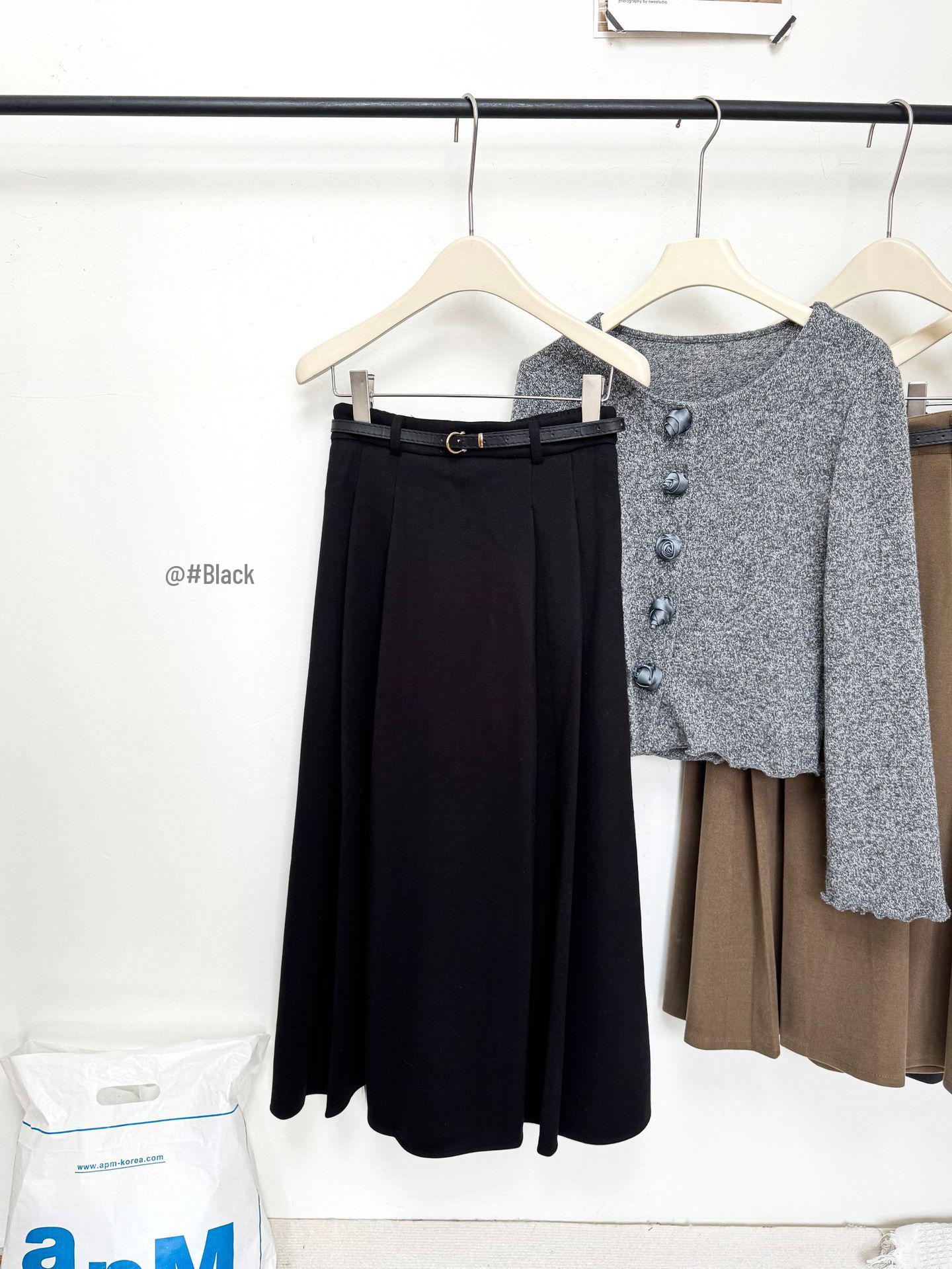 Year-End Clearance: Women s High-Waisted Wool Pleated Skirt - Autumn/Winter Mid-Length Drape One Size
Year-End Clearance: Women s High-Waisted Wool Pleated Skirt - Autumn/Winter Mid-Length Drape One Size