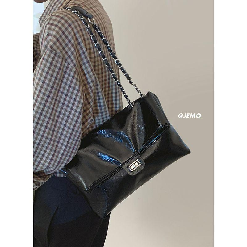 Xiaoxiangfeng Chain Bag, Women S Premium Sense Tote Bag, Versatile Large-Capacity Shoulder Commuter Bag 37*38*19*17 чёрный
Xiaoxiangfeng Chain Bag, Women S Premium Sense Tote Bag, Versatile Large-Capacity Shoulder Commuter Bag 37*38*19*17 чёрный
