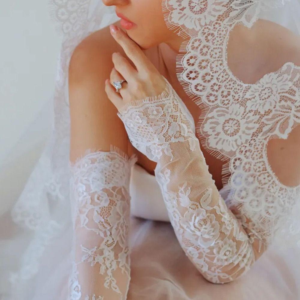 Sheer Lace Fingerless Gloves Semi-Transparent Arm Sleeves Summer Bridal Gloves for Women білий
Sheer Lace Fingerless Gloves Semi-Transparent Arm Sleeves Summer Bridal Gloves for Women білий