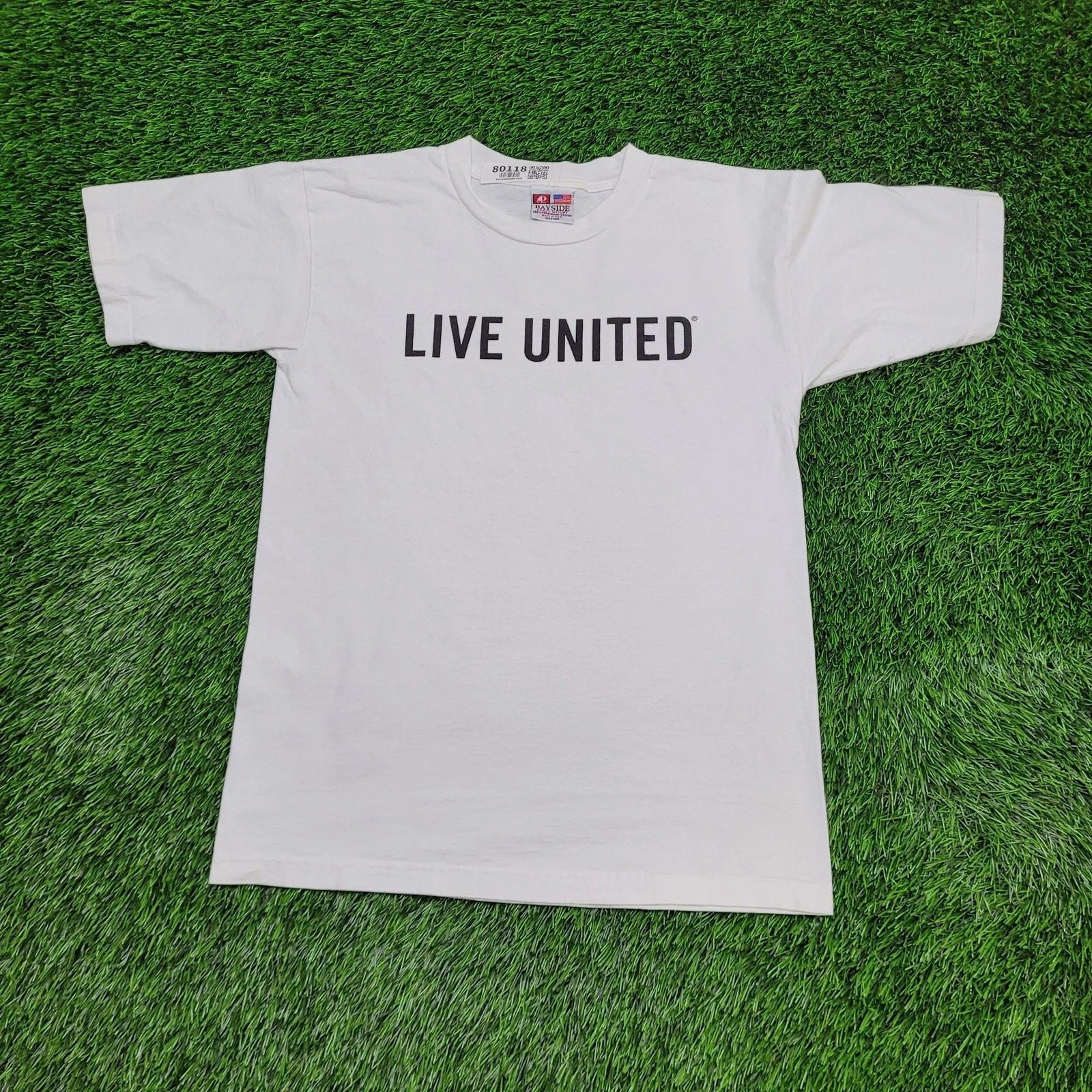 Vintage 90s Live-United Shirt S/M 19x26 USA S
Vintage 90s Live-United Shirt S/M 19x26 USA S