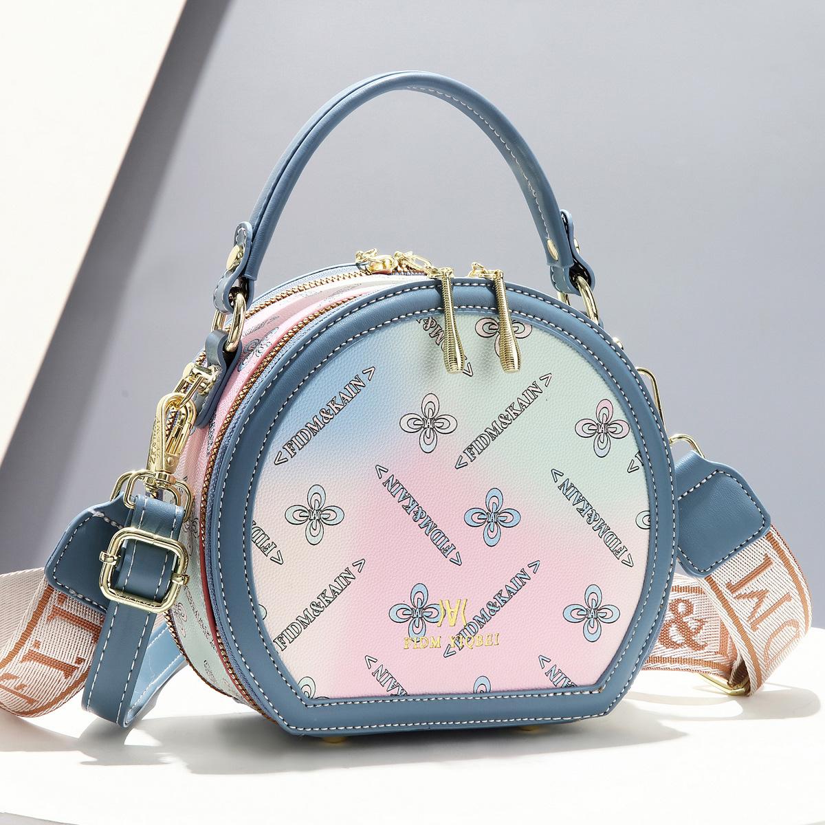 Сумка для мобильного телефона Кроссбоди женская на плечо 2025 новая легкая модная высококлассная женская сумка
Сумка для мобильного телефона Кроссбоди женская на плечо 2025 новая легкая модная высококлассная женская сумка