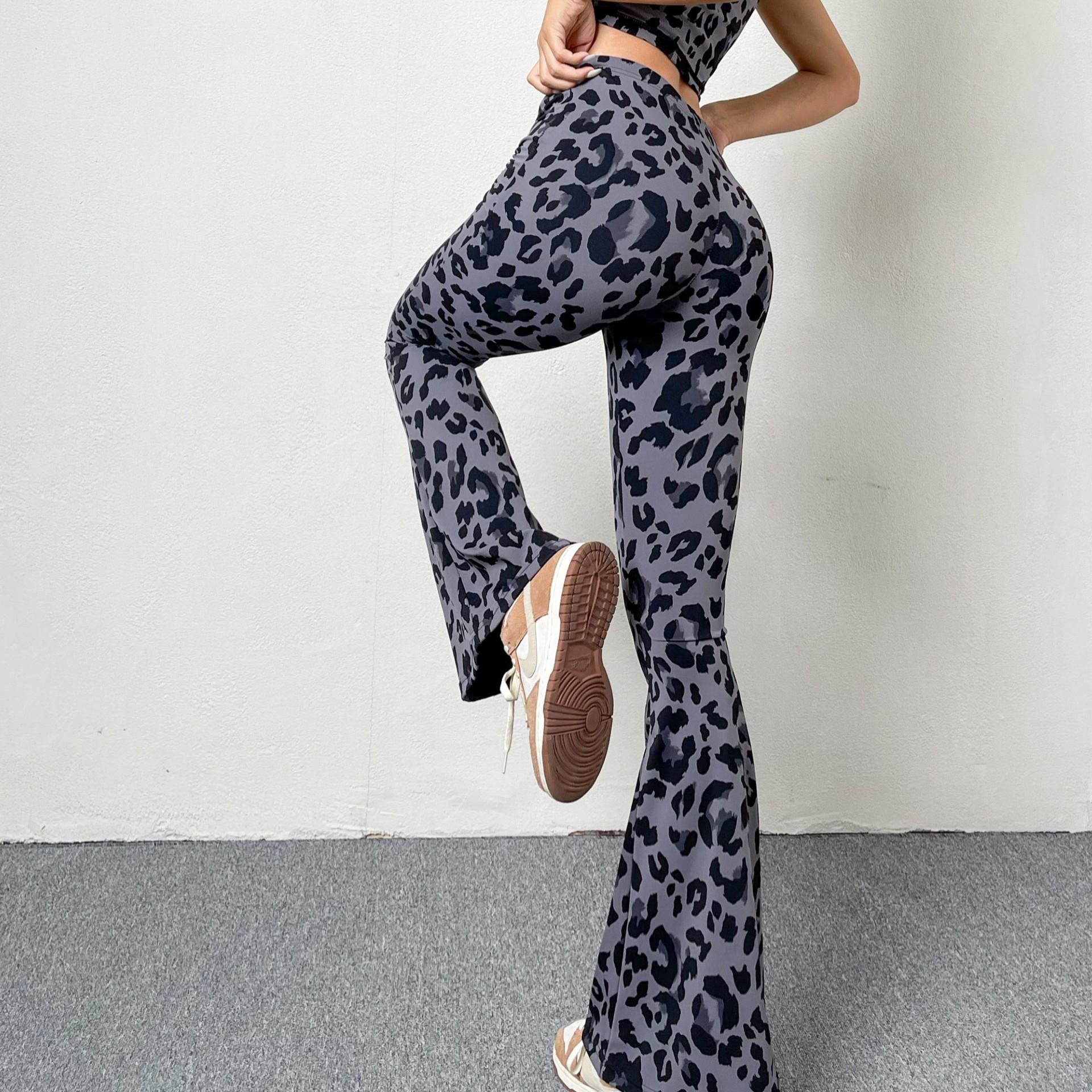 European & American Leopard Print Flare Yoga Pants: Quick-Drying, Slimming, Hip-Lifting, Casual Nude Feel for Women s Fitness & Dance - Autumn Medium фиолетовый/серый
European & American Leopard Print Flare Yoga Pants: Quick-Drying, Slimming, Hip-Lifting, Casual Nude Feel for Women s Fitness & Dance - Autumn Medium фиолетовый/серый