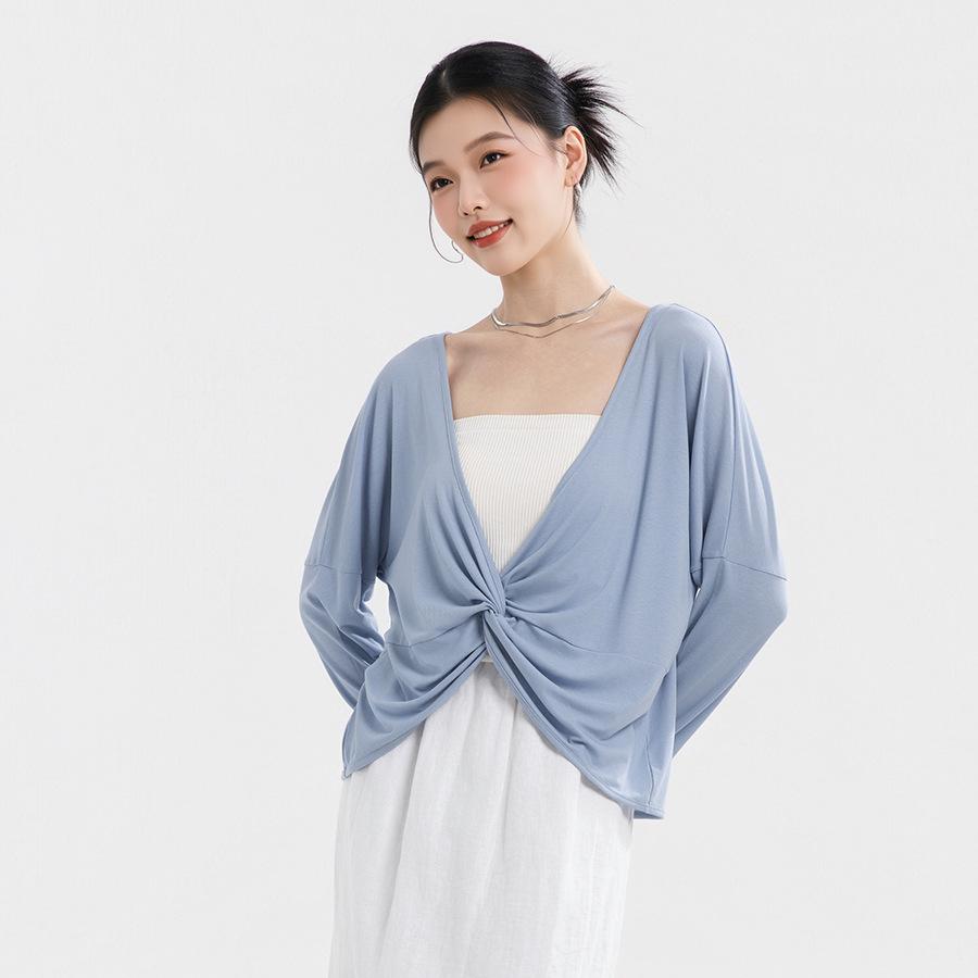 Women s High-End Relaxed Linen Shirt - Vintage Style Lightweight Outerwear One Size (80-145 jin)
Women s High-End Relaxed Linen Shirt - Vintage Style Lightweight Outerwear One Size (80-145 jin)