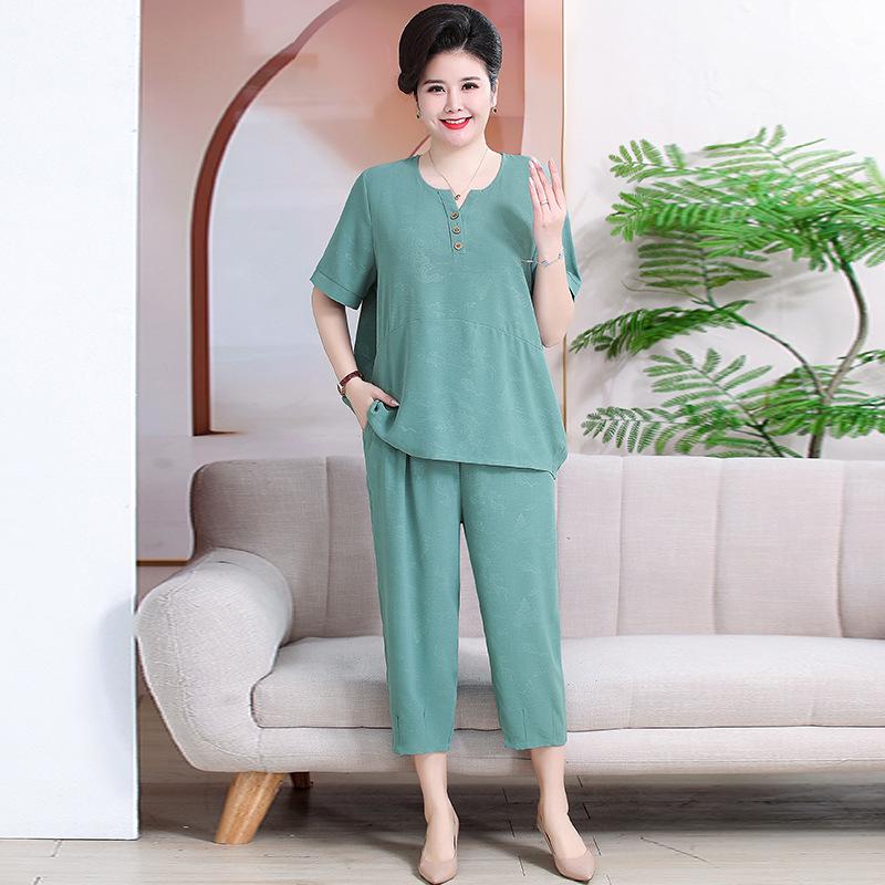 Stylish Plus-Size Two-Piece Summer Set for Mature Women 5XL (168-188 lbs) озеро синього кольору
Stylish Plus-Size Two-Piece Summer Set for Mature Women 5XL (168-188 lbs) озеро синього кольору