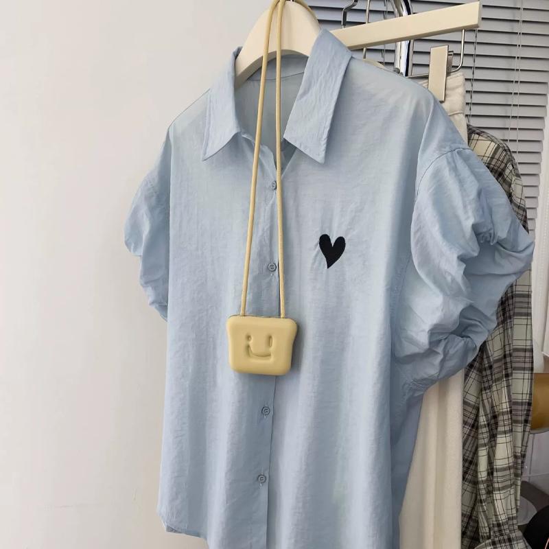 Summer New POLO Collar Fashion Puff Sleeve Shirt Women High Street Embroidered Button Cardigan Elegant Vintage All-match Tops XXL
Summer New POLO Collar Fashion Puff Sleeve Shirt Women High Street Embroidered Button Cardigan Elegant Vintage All-match Tops XXL