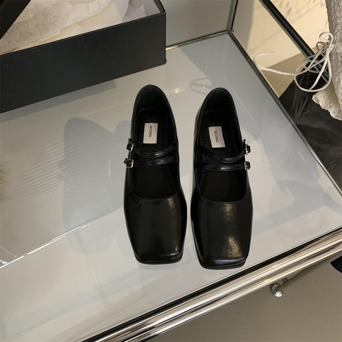 French Evening Wind Silver Single Shoes Women s Flat 2025 Spring New Temperament Fairy Commuter Square Head Light Mouth Mary Jane 35 чёрный
French Evening Wind Silver Single Shoes Women s Flat 2025 Spring New Temperament Fairy Commuter Square Head Light Mouth Mary Jane 35 чёрный