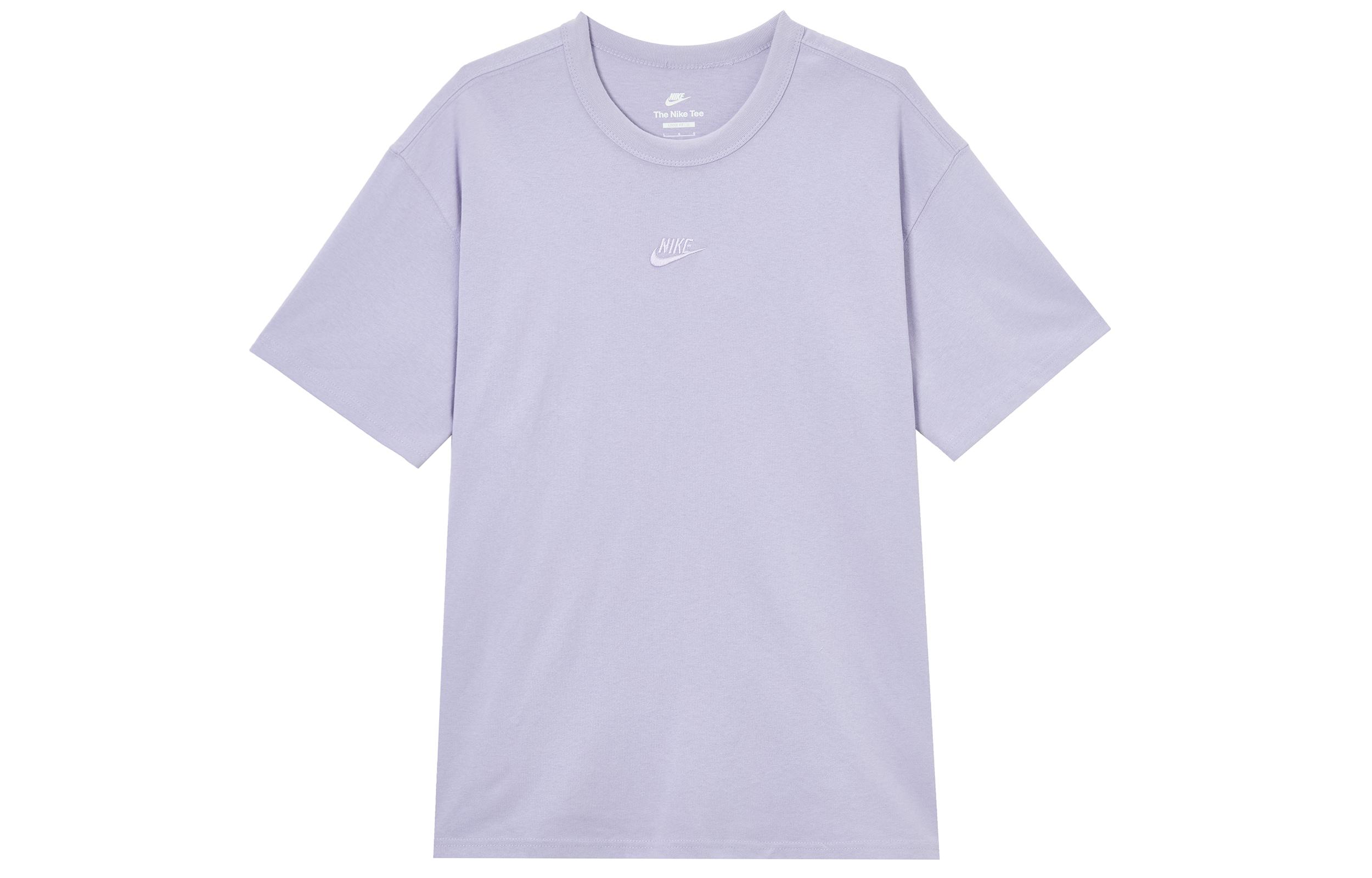 Nike Sportswear T Shirt Men s Purple DO7393-515 L
Nike Sportswear T Shirt Men s Purple DO7393-515 L