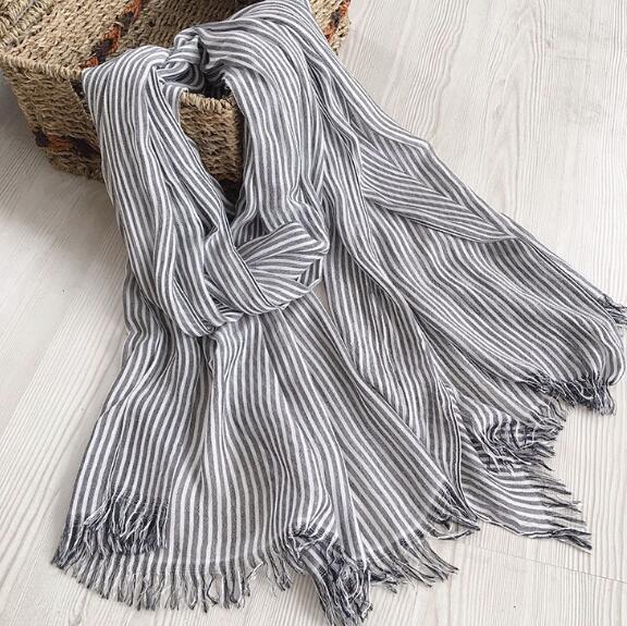 New Japanese Unisex Style Winter Modal Scarf Cotton Plaid and Stripe Design Long Women s Scarves Shawl Fashion Men Scarf 70x205cm
New Japanese Unisex Style Winter Modal Scarf Cotton Plaid and Stripe Design Long Women s Scarves Shawl Fashion Men Scarf 70x205cm