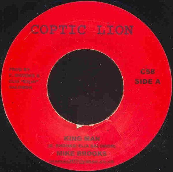 7inch Record MIKE BROOKS - King Man / Living In Harmony C58 Coptic Lion 2013 UK Reggae, Ska & Dub Used
7inch Record MIKE BROOKS - King Man / Living In Harmony C58 Coptic Lion 2013 UK Reggae, Ska & Dub Used
