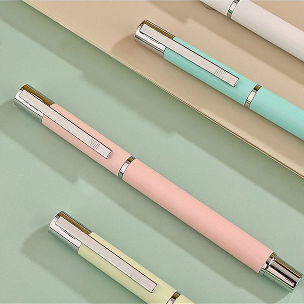 Подарок Прочная практика каллиграфии Чернильный мешок 0,5 мм Заменить чернильный мешок Ручка Студенты Мультяшная ручка
Подарок Прочная практика каллиграфии Чернильный мешок 0,5 мм Заменить чернильный мешок Ручка Студенты Мультяшная ручка