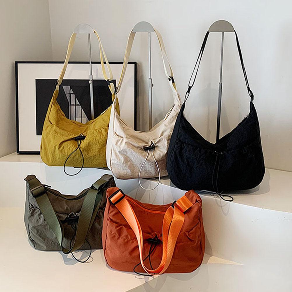 Women Simple Shoulder Bag Large Capacity Casual Crossbody Bag Adjustable Strap Drawstring Shoulder Purse Female Travel Bag
Women Simple Shoulder Bag Large Capacity Casual Crossbody Bag Adjustable Strap Drawstring Shoulder Purse Female Travel Bag