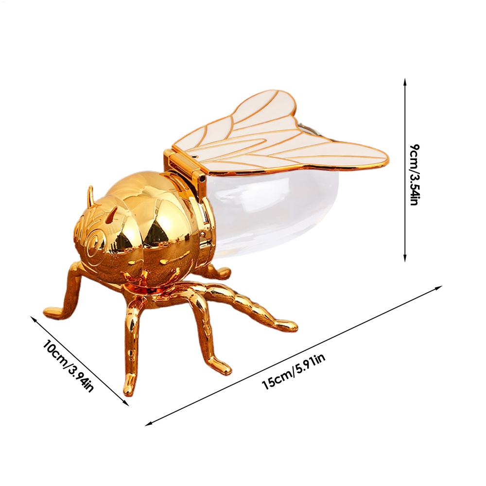Креативная банка для меда в форме пчелы, контейнер для хранения и дозирования, банка для меда, кухонная банка для специй и приправ с ложкой, подставка для хранения белый
Креативная банка для меда в форме пчелы, контейнер для хранения и дозирования, банка для меда, кухонная банка для специй и приправ с ложкой, подставка для хранения белый