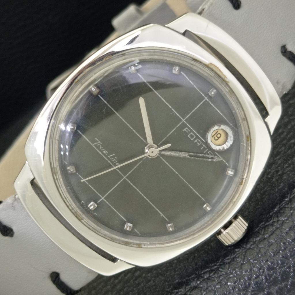 ВИНТАЖНЫЕ АВТОМАТИЧЕСКИЕ ШВЕЙЦАРСКИЕ МУЖСКИЕ ЧАСЫ FORTIS TRUELINE С ОРИГИНАЛЬНЫМ ЦИФЕРБЛАТОМ a700339-5 R202-a700339
ВИНТАЖНЫЕ АВТОМАТИЧЕСКИЕ ШВЕЙЦАРСКИЕ МУЖСКИЕ ЧАСЫ FORTIS TRUELINE С ОРИГИНАЛЬНЫМ ЦИФЕРБЛАТОМ a700339-5 R202-a700339