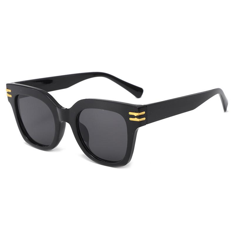 Modern Geometric Womens Eyewear With Uv400 Uv Protection For Outdoor Activities BlackFrameGrayLens
Modern Geometric Womens Eyewear With Uv400 Uv Protection For Outdoor Activities BlackFrameGrayLens