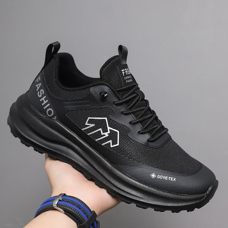 Sports shoes lightweight non-slip sports leisure travel shoes outdoor 39 чёрный
Sports shoes lightweight non-slip sports leisure travel shoes outdoor 39 чёрный