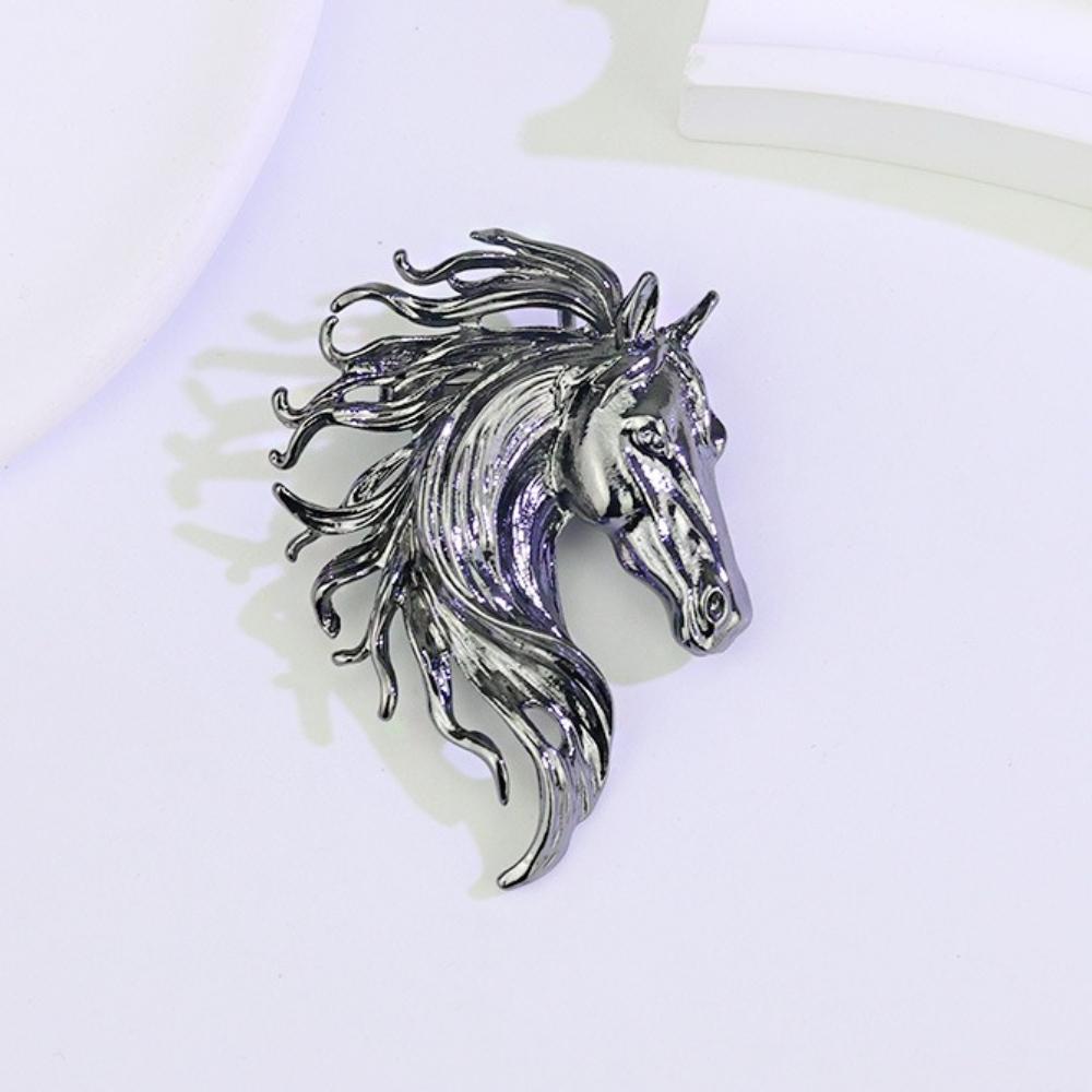 Vintage Horse Head Brooch Pin Animal Suit Shirt Collar Pins for Women and Men Fashion Jewelry Badge Accessories Gifts чорний
Vintage Horse Head Brooch Pin Animal Suit Shirt Collar Pins for Women and Men Fashion Jewelry Badge Accessories Gifts чорний