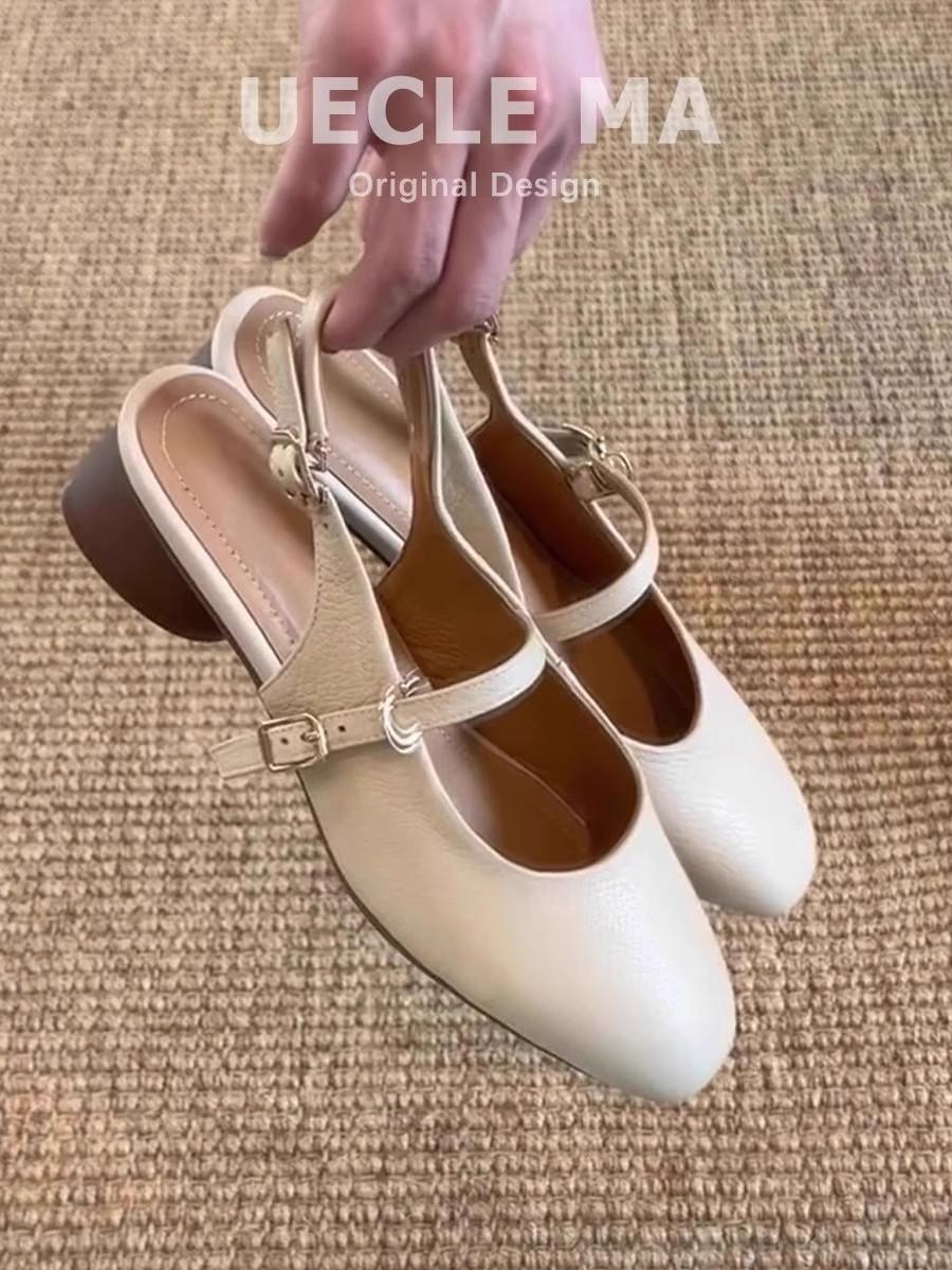 Super soft lambskin~ French bag head sandals women s summer with skirt retro word with thick heel Mary Jane single shoes 40
Super soft lambskin~ French bag head sandals women s summer with skirt retro word with thick heel Mary Jane single shoes 40