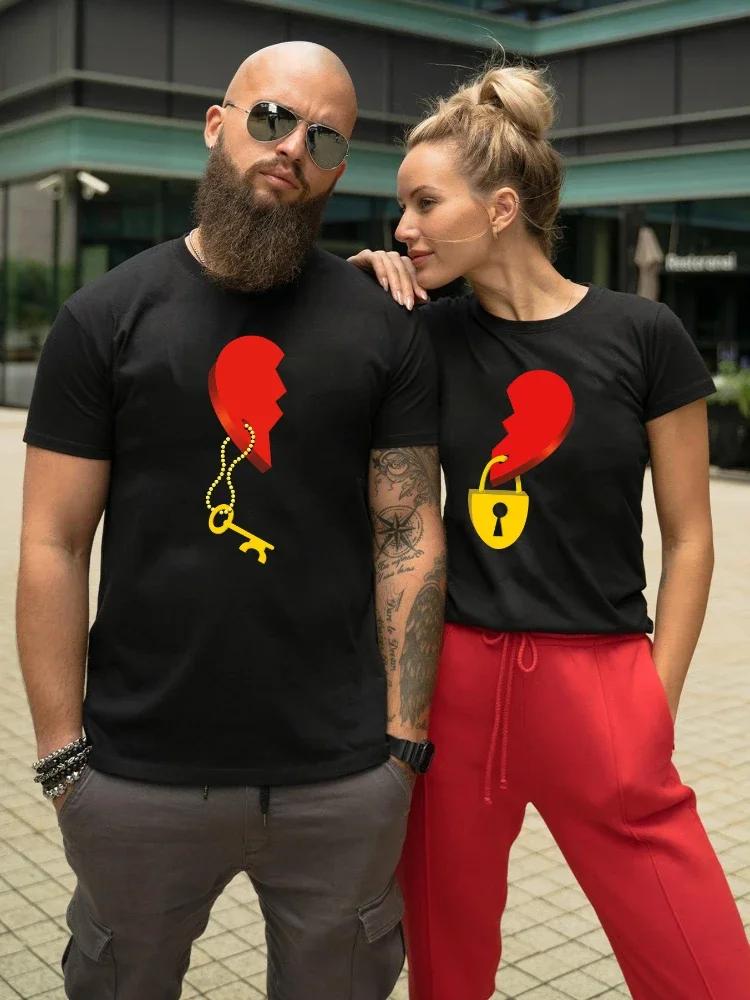 Футболка для пар King Queen с принтом «сердце» и замком-ключом для женщин и мужчин, летняя футболка, повседневные топы с круглым вырезом, футболка для влюбленных S
Футболка для пар King Queen с принтом «сердце» и замком-ключом для женщин и мужчин, летняя футболка, повседневные топы с круглым вырезом, футболка для влюбленных S