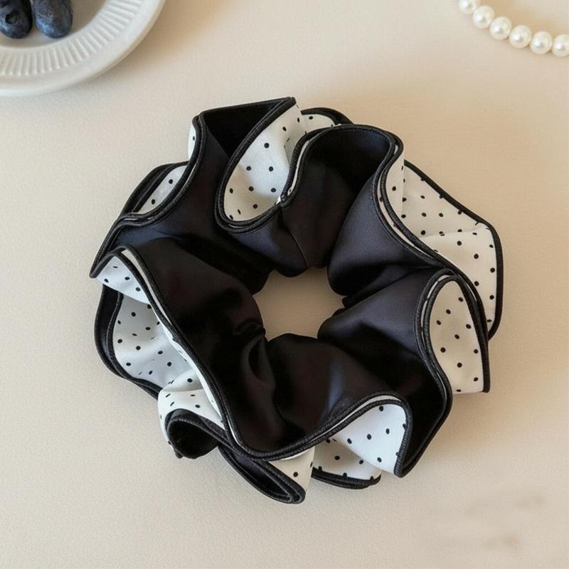 Black and white polka dots AB surface design sense four-layer hair band tie ponytail ball head large intestine ring head rope head flower білий
Black and white polka dots AB surface design sense four-layer hair band tie ponytail ball head large intestine ring head rope head flower білий